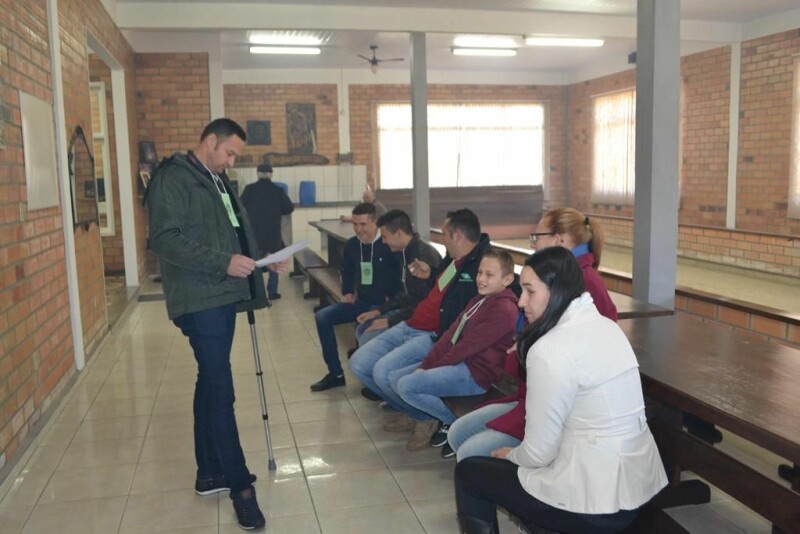 Jovens Cooperativistas participam de Seminário-32.jpg