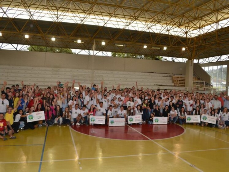 Olimpíada Cravil reúne mais de 200 jovens em Rio do Sul