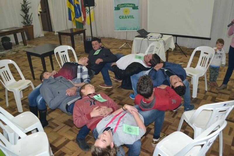 Jovens Cooperativistas participam de Seminário-23.jpg