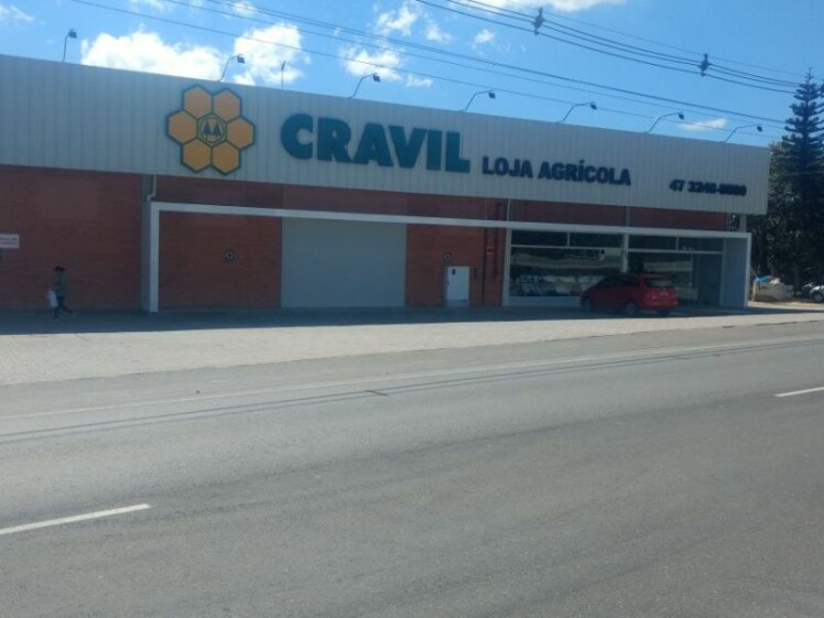 Cravil reinaugura filial de Itajaí