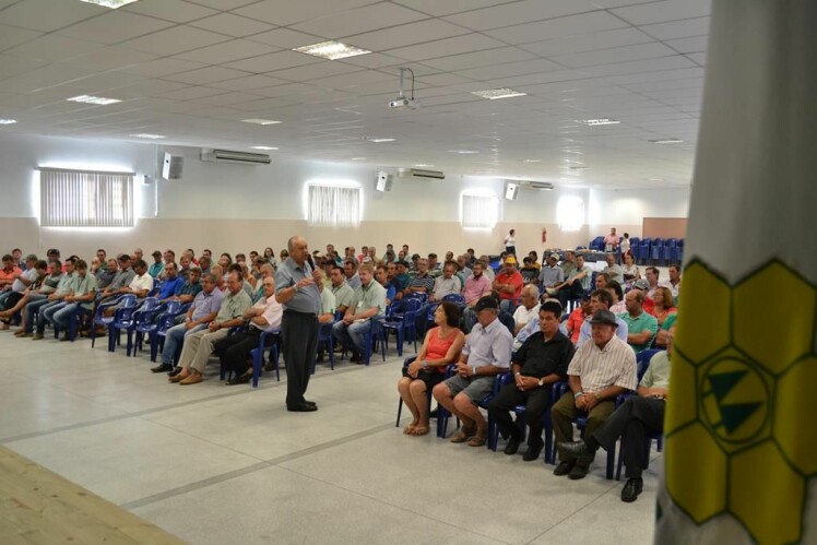 Cravil reúne lideranças para apresentar resultados