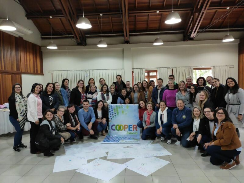 Novos professores participam de capacitação do Cooperjovem-3.jpeg