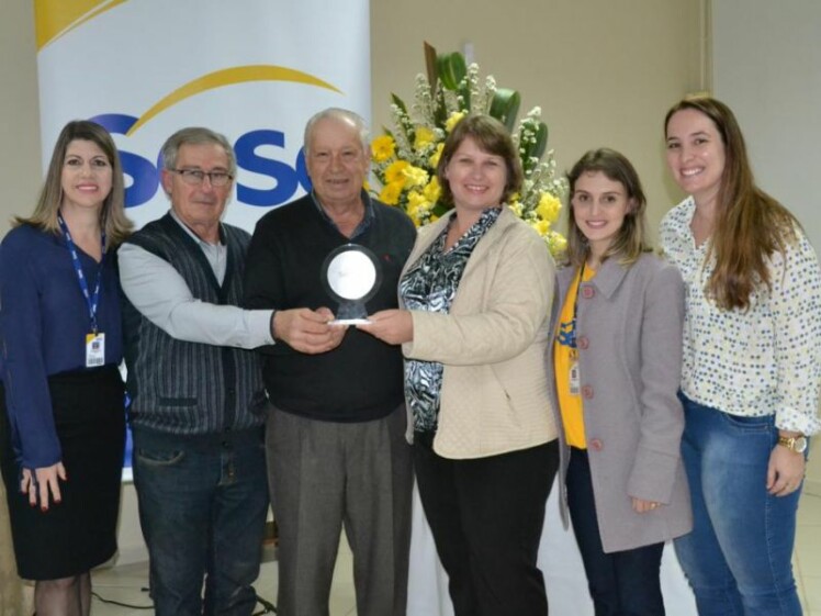 Cravil é homenageada com o Prêmio Parceiro Sesc