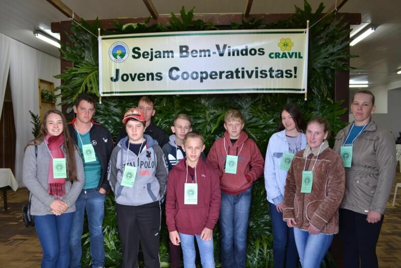 Jovens Cooperativistas participam de Seminário-5.jpg