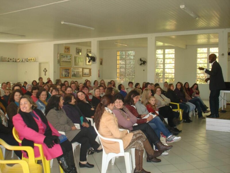 Alegria e bom humor marcam reuniões com Mulheres Cooperativistas Cravil-4.jpg