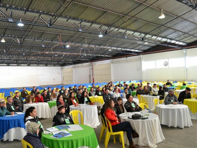 Cravil reúne jovens em Seminário-3.jpg