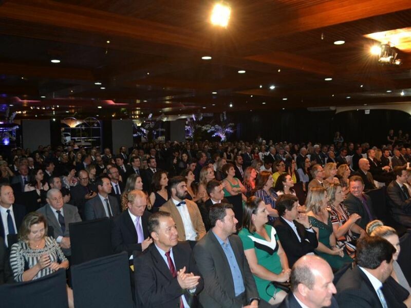 Cravil é homenageada no 20º Prêmio Empreendedor na Serra Catarinense-4.jpg