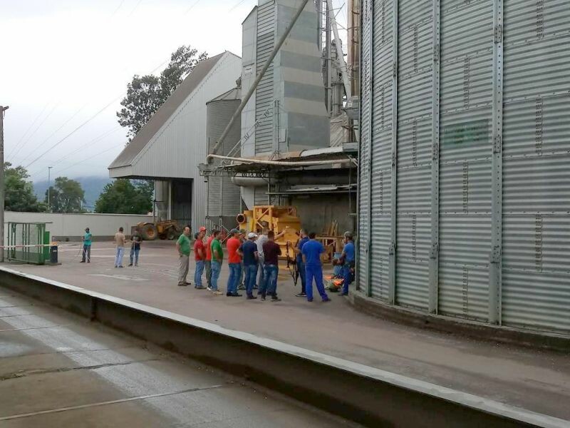 Colaboradores participam de treinamento em altura-3.jpg