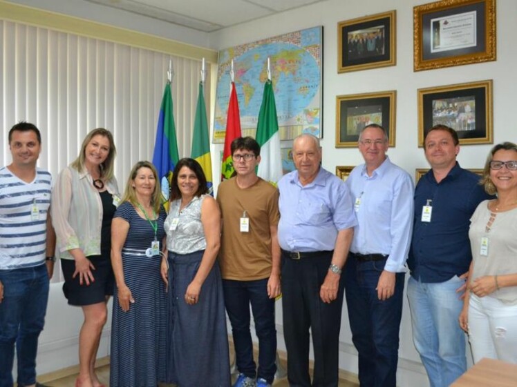 Reunião avalia Programa Cooperjovem