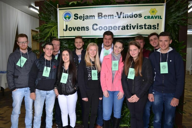Jovens Cooperativistas participam de Seminário-4.jpg