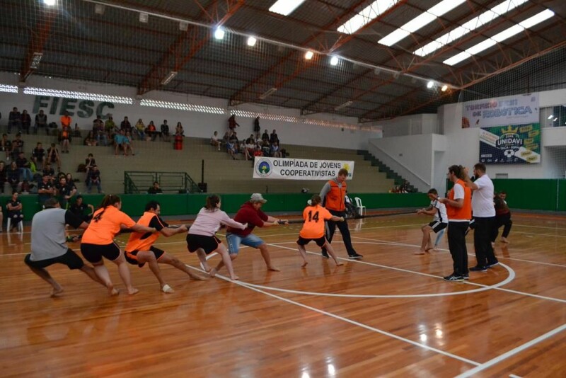 Cravil realiza 20ª Olimpíada de Jovens-57.jpg