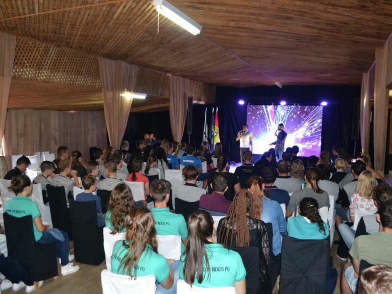 Cravil realiza 9º Seminário de Jovens-15.jpg