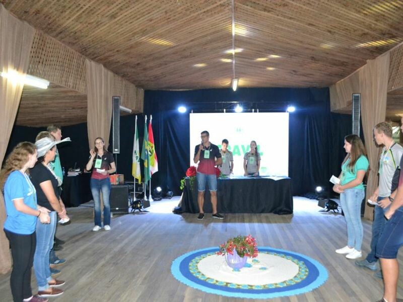 Cravil realiza 9º Seminário de Jovens-31.jpg