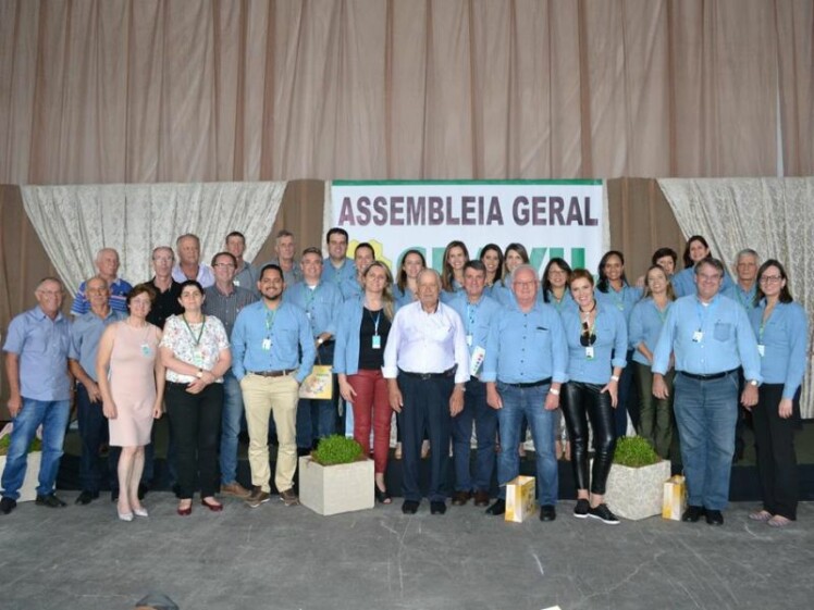 Cravil reúne associados e lideranças em Assembleia Geral