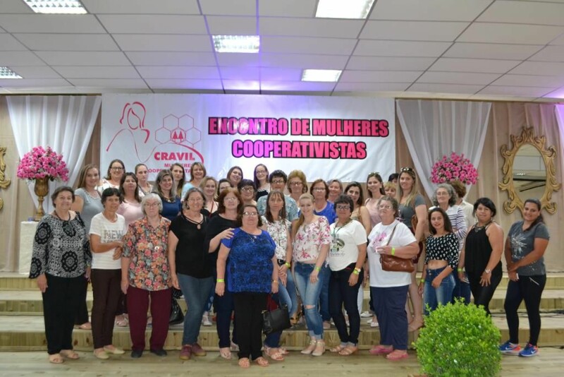 Cravil realiza 26º Encontro de Mulheres-5.jpg