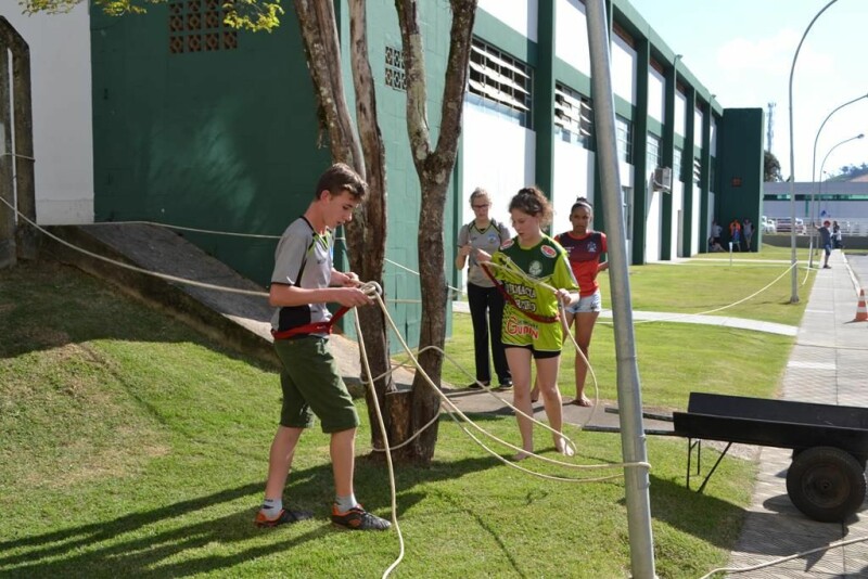 Mais de 200 jovens participam da 19ª Olimpíada Cravil-51.jpg