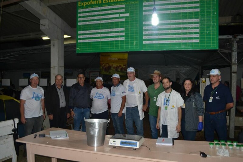 Cravil participa da 23ª Expofeira Estadual do Leite-14.jpg