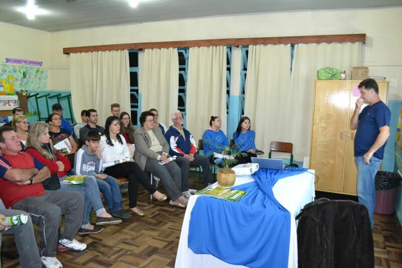 Cravil realiza palestras nas escolas do Cooperjovem-10.jpg