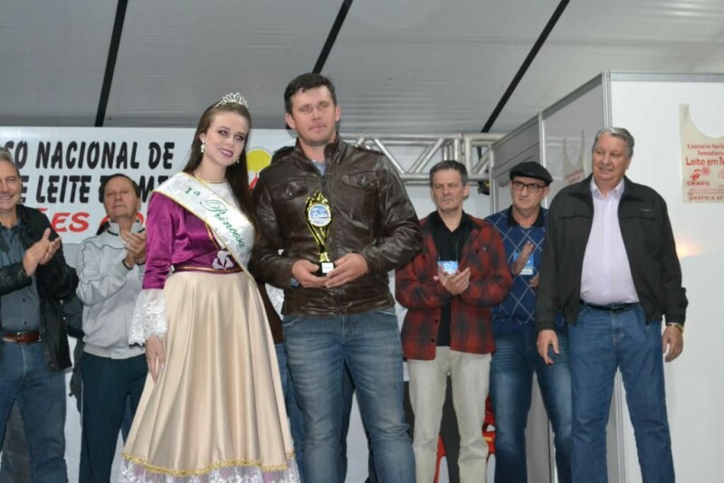Cravil é parceira da 20ª Expofeira Estadual do Leite-37.jpg