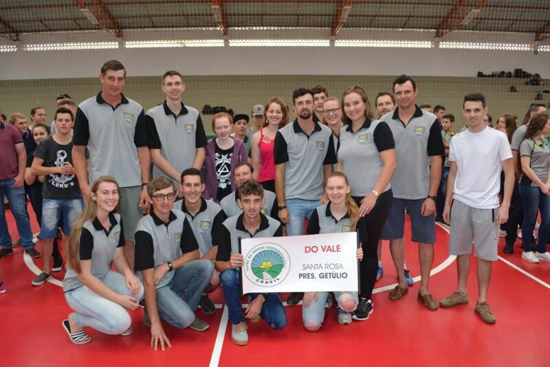 Mais de 200 jovens participam da 19ª Olimpíada Cravil-96.jpg