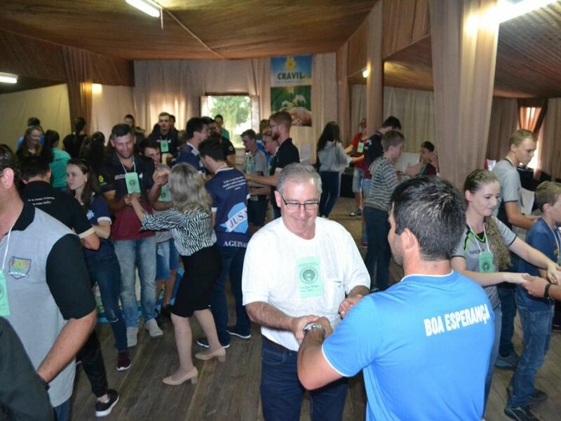 Cravil realiza 9º Seminário de Jovens-19.jpg