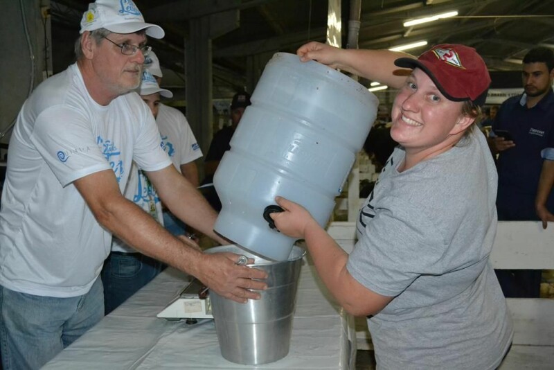 22ª Expofeira Estadual do Leite-58.jpg