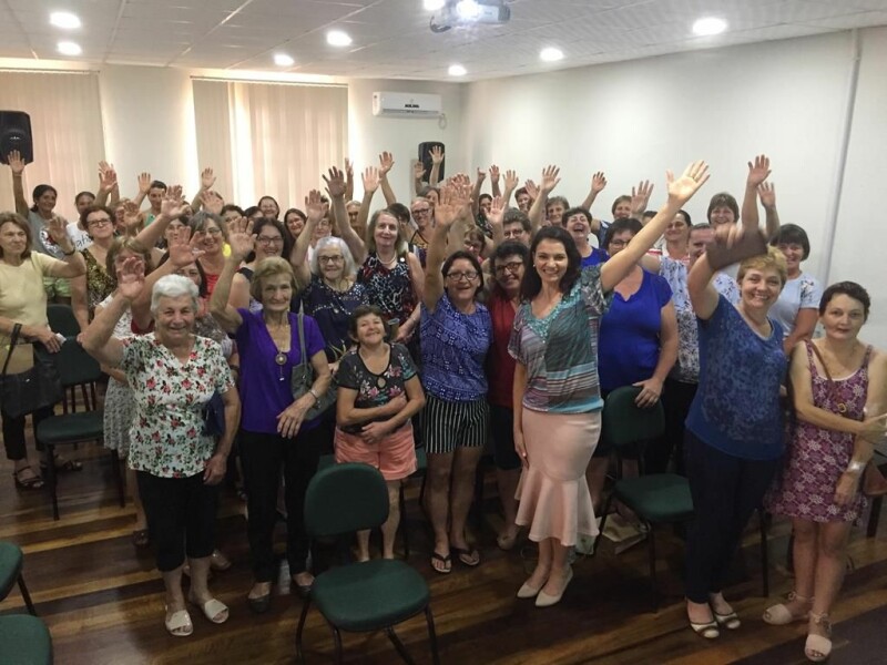 Reunião de mulheres- explorando a gratidão-18.jpg