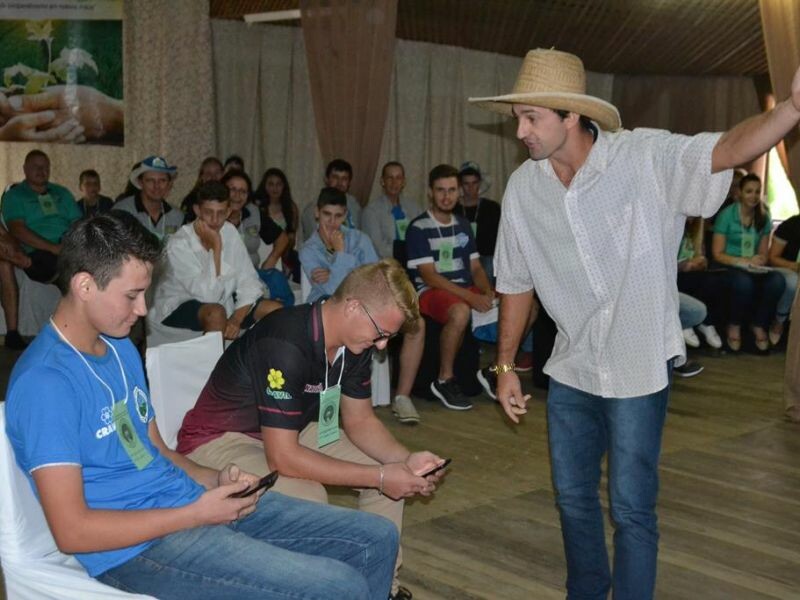 Cravil realiza 9º Seminário de Jovens-29.jpg