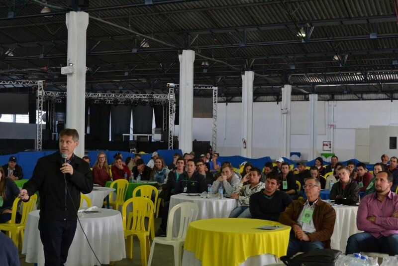 Seminário reúne mais de 80 jovens em Rio do Sul-5.jpg