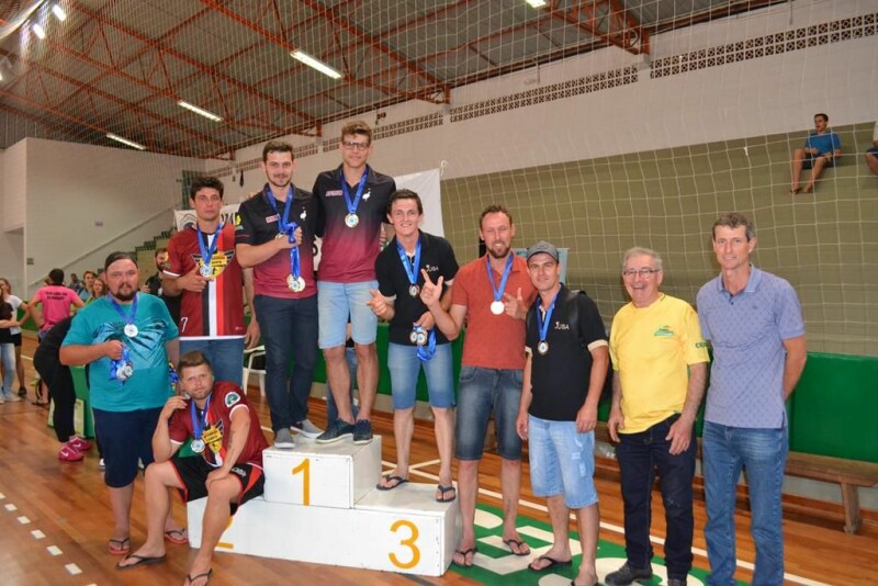 Mais de 200 jovens participam da 19ª Olimpíada Cravil-22.jpg