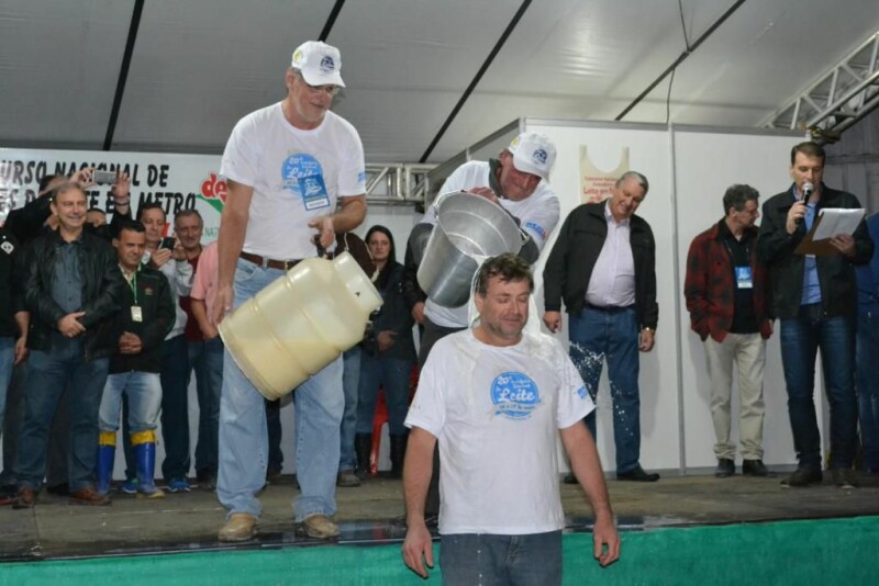 Cravil é parceira da 20ª Expofeira Estadual do Leite-2.jpg