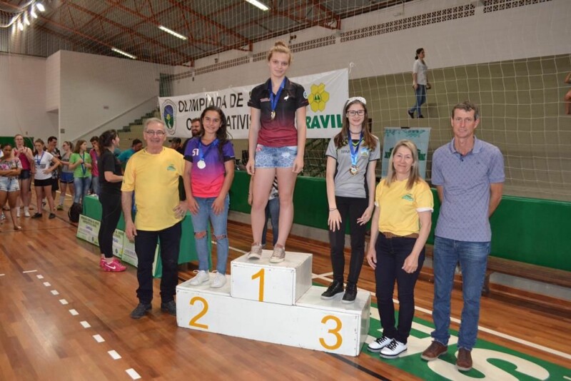 Mais de 200 jovens participam da 19ª Olimpíada Cravil-13.jpg