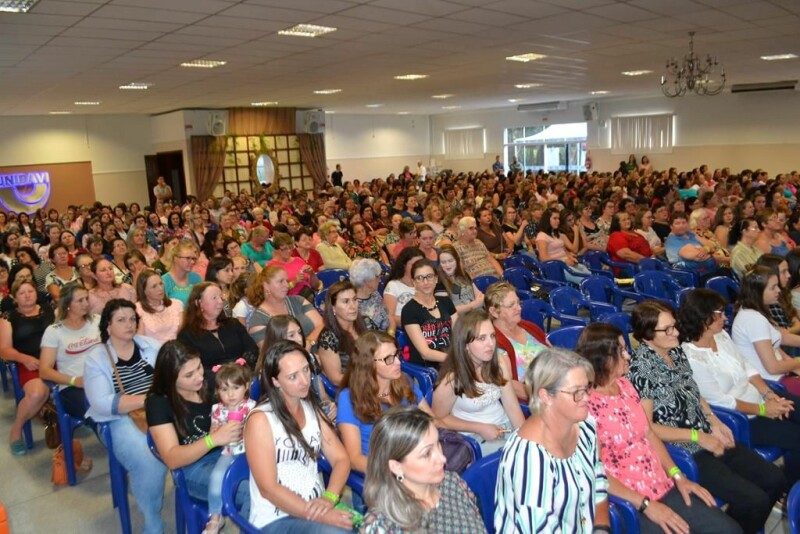 Cravil realiza 26º Encontro de Mulheres-37.jpg