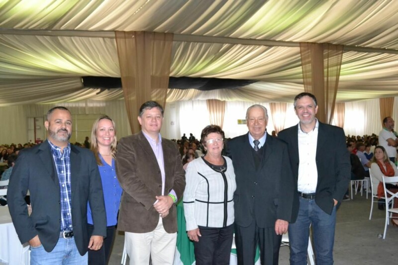 Cravil reúne associados para comemorar 45 anos de história-33.jpg