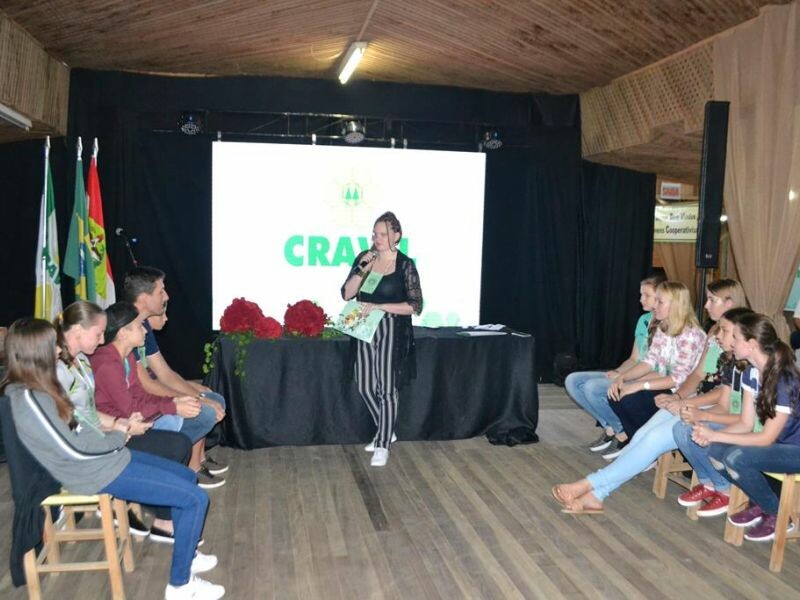 Cravil realiza 9º Seminário de Jovens-45.jpg