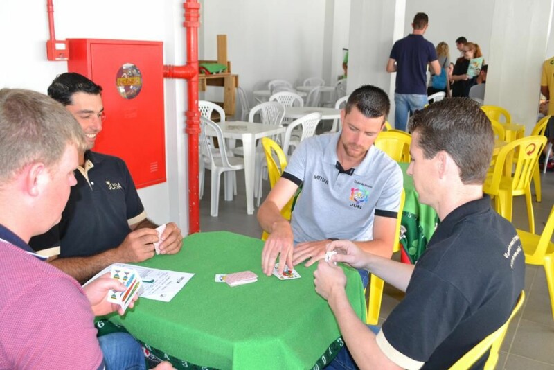 Mais de 200 jovens participam da 19ª Olimpíada Cravil-84.jpg