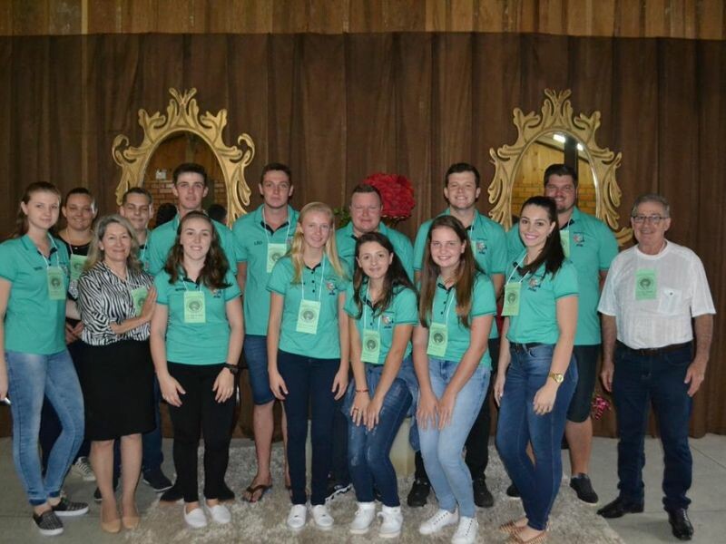 Cravil realiza 9º Seminário de Jovens-21.jpg