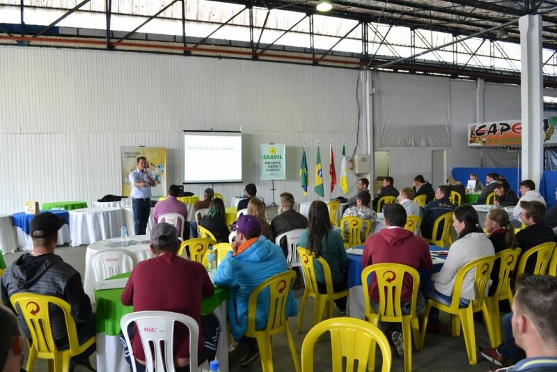 Seminário reúne mais de 80 jovens em Rio do Sul-4.jpg