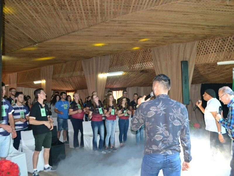 Cravil realiza 9º Seminário de Jovens-4.jpg