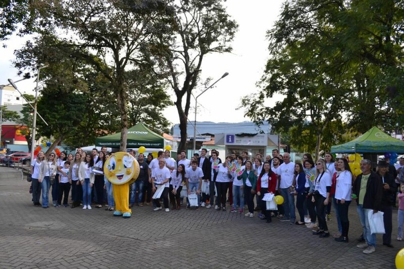 Mais de mil pessoas participam do Dia C em Rio do Sul-32.jpg