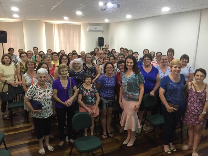 Reunião de mulheres- explorando a gratidão-17.jpg