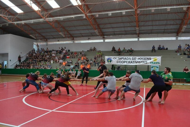 Mais de 200 jovens participam da 19ª Olimpíada Cravil-54.jpg