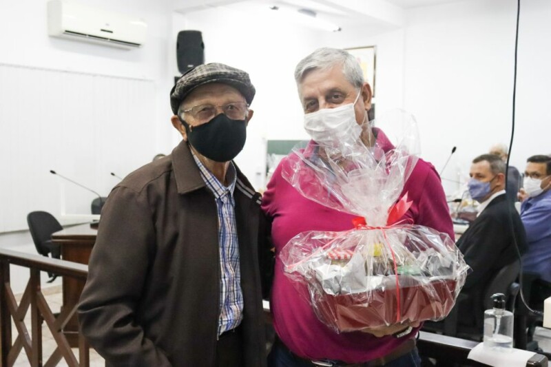 Cravil recebe homenagem em Presidente Getúlio-6.jpeg