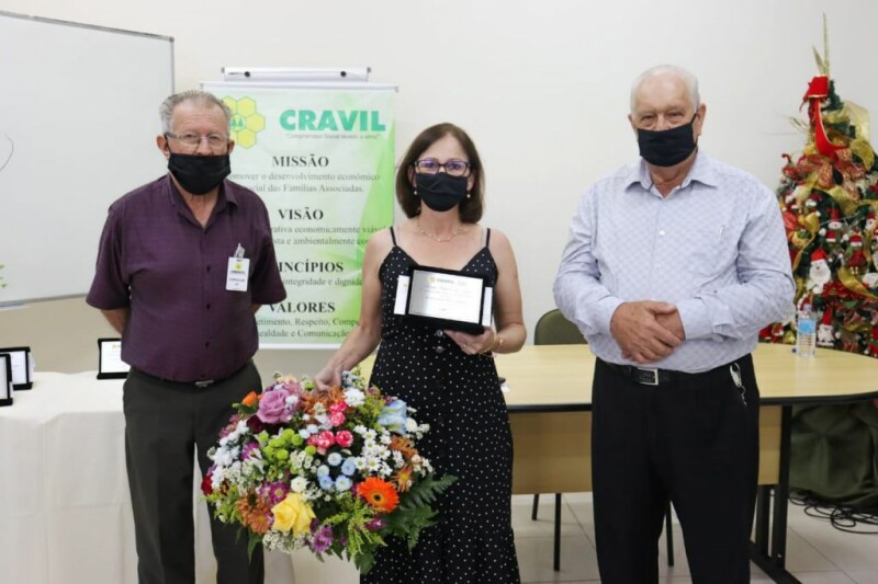 Cravil homenageia colaboradores-13.jpeg