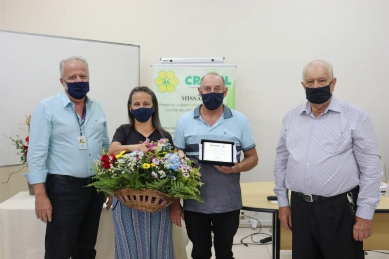 Cravil homenageia colaboradores-8.jpeg