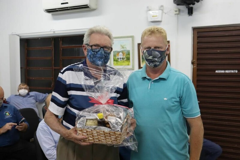 Cravil recebe homenagem em Presidente Getúlio-14.jpeg