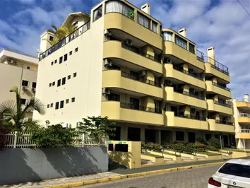  Apartamento com 02 dormitórios Apartamento com 02 dormitórios