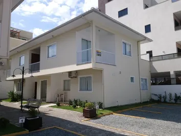 Apartamento Térreo 2 dormitórios Apartamento Térreo 2 dormitórios