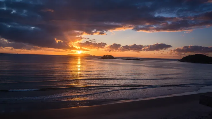 Amanhecer - Praia de Palmas.jpg