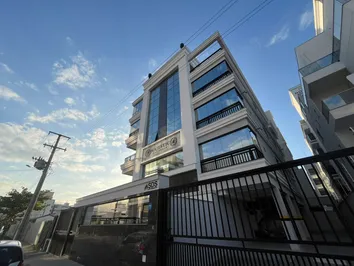 APARTAMENTO 2 DORMITORIOS PRAIA GRANDE